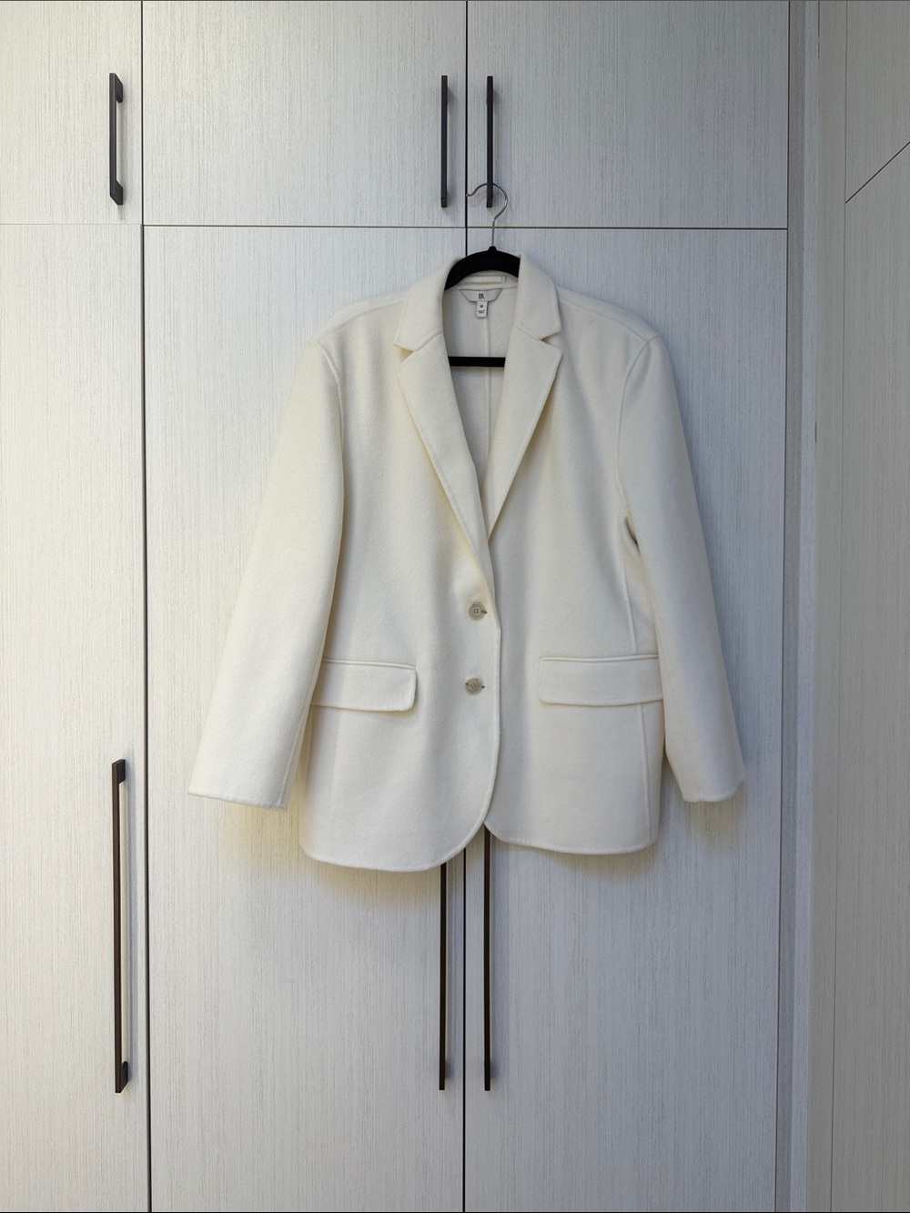 Banana Republic Cream Two-Button Women's Blazer